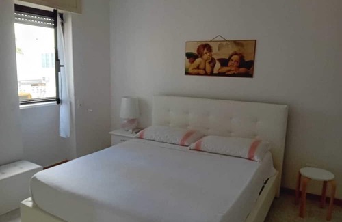 San Cataldo House | Experience the Comfort of 'La Dimora Di Lucia' with Garden