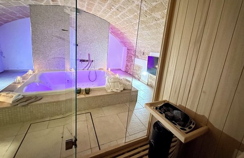 Bisceglie Apartment | Inviting Vrbo Property with Spa, Hot Tub & Breakfast