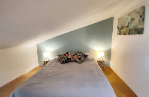Ongles Apartment | Idyllic Gite à la Ferme with Spa & Pet-Friendly Amenities