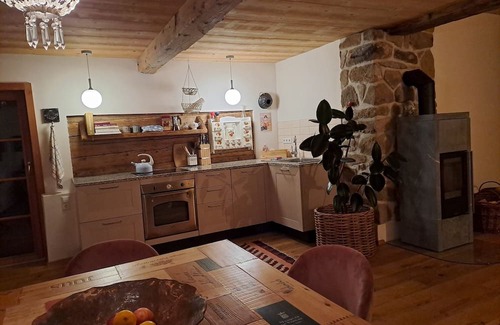 Gastern Apartment | Cozy Cottage for Two in a Tranquil Setting