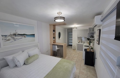 Mayaguez Pueblo House | Prime Location in the Heart of the Island for Families