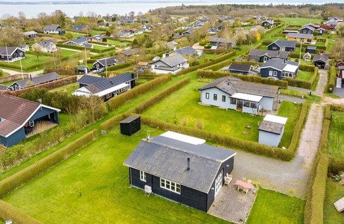 Floutrup House | Relax at Bendiks: Oceanfront Retreat Near the Inlet