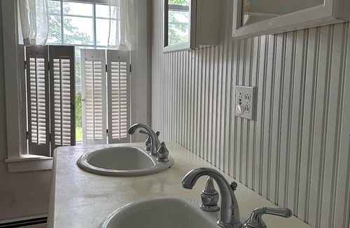 Bath House | Cozy Guest Room with Bath & Private Entrance - Pet Friendly