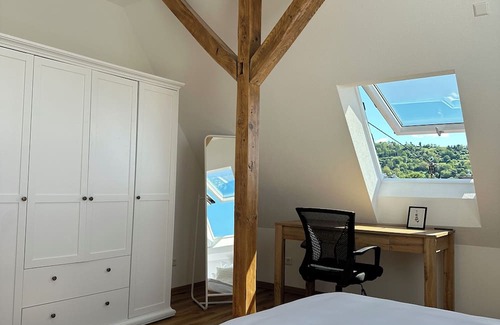 Herbolzheim Apartment | Relaxing Retreat at Ferienwohnung im Grünen Haus