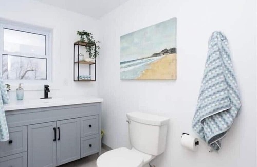 Beaverton House | Lakefront Boathouse: Family-Friendly Retreat Awaits You