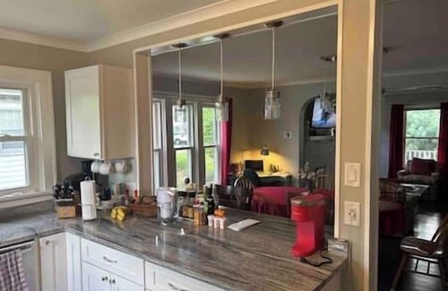 Madeira Apartment | Cozy Suite with Kitchen Amenities for Ideal Getaways