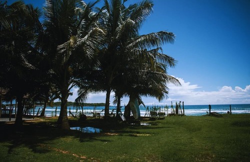 Dickwella House | Relax at Calma: Private Beach, Surf & Fast Fiber Wi-Fi