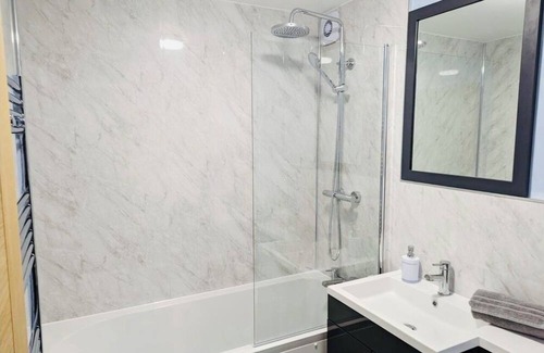 Brooklands Apartment | Discover a Smart East London Apartment with Unique Amenities