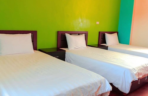 Jinning Bed & Breakfast | Family-Friendly Retreat at SHENSHIMINSHU with Kitchen Access