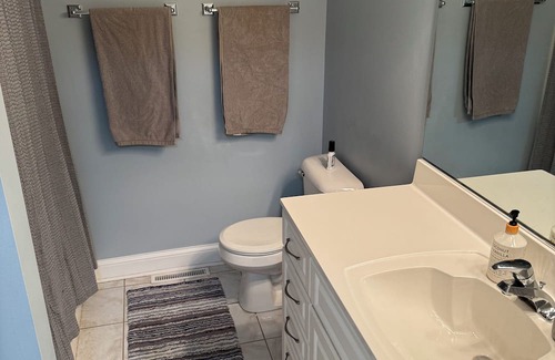 Northpoint Condo | Cozy Two-Story Condo with Hot Tub and Pool Access