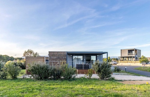 Homps House | Homerez - Modern house in Olonzac + Residential Park + Pool