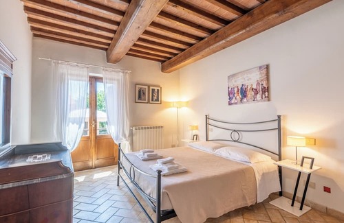 Sovicille Other | Inviting 'Podere Il Moro' Retreat with Pool & Wi-Fi