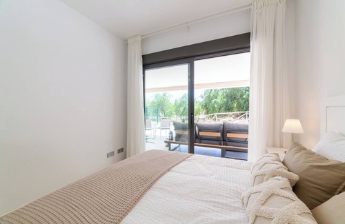 Vera House | Holiday Home 'Vera Golf Valley' with Mountain View, Wi-Fi and Air Conditioning