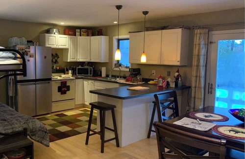 Eagle River Cottage | Cozy Cottage Retreat on the Scenic Eagle River Chain