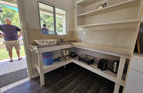 Cape Gloucester House | Beachfront Bliss at Unit 3 Sunset Beach Bungalows