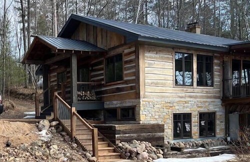Harshaw House | Experience Camp Makwa: Scenic Lake Views and Family Amenities