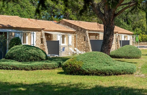 La Roque-sur-Pernes House | Serene Stone Retreat in Provence with Pool & Spa