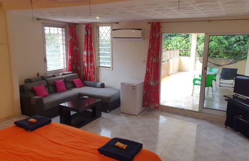 Cocody Apartment | Pet-Friendly 2 Bedroom Apartment with Pool in Riviera 3