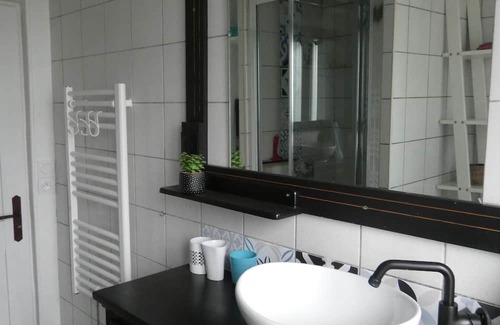 Gilly-sur-Isere Apartment | Tranquil T2 Retreat: Pet-Friendly Escape Awaits You
