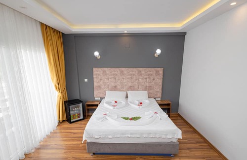 Silifke Hotel | Discover Askar Port Hotel: Family-Friendly & Accessible Stay