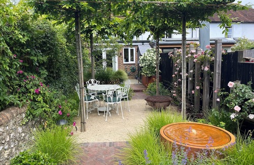 Clayton Cottage | Charming Cottage Retreat in South Downs National Park