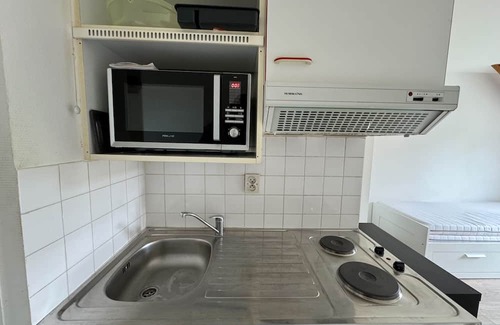 Centre Ancien Apartment | Cozy Studio with Kitchen in Central Caen