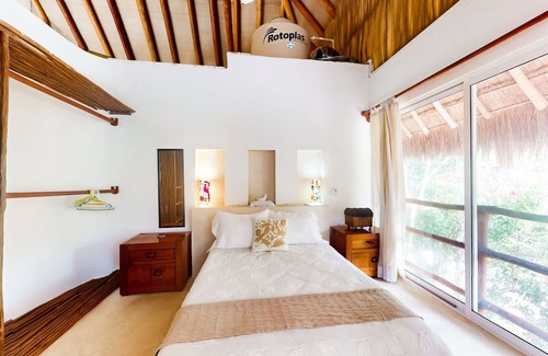 Chemuyil Villa | Beachfront Tropical Villa with Pool and Ocean Views