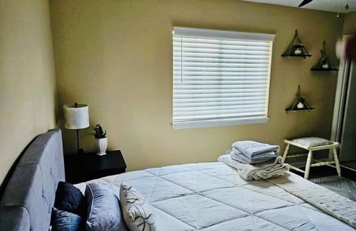 Mobile Condo | Experience Comfort at Layla’s Haven in Mobile