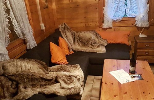 Damscheid House | Relax at 'Vogelnest Nähe Oberwesel' - Private Terrace & Garden