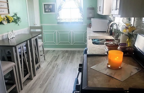 Indianapolis House | Prime 2 Bedroom Stay Minutes From Downtown Indy!