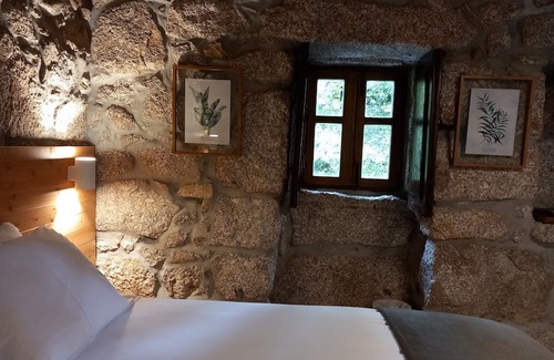 Rendufe Other | Serene Retreat by the River with Spa and Nature Sounds