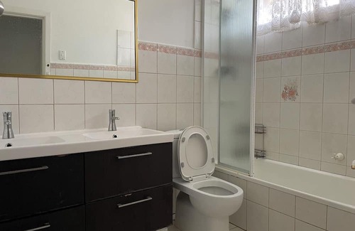 Bundoora House | Convenient Living Space Ideal for Daily Comfort and Relaxation