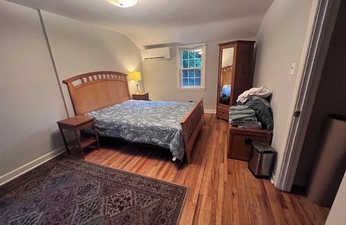 Moylan House | Cozy 3B/2B House near Swarthmore College for Family Getaways