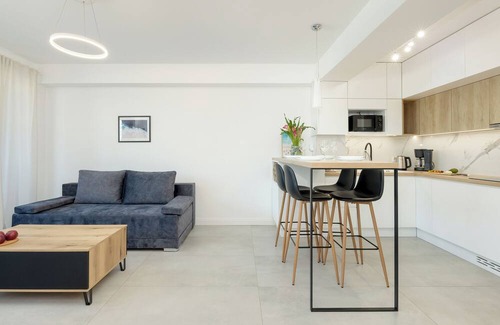 Darlowko Apartment | Elegant Apartment in Darlowo by Renters
