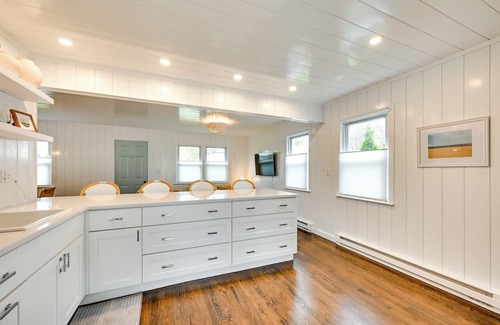 Westbrook Center House | Beachfront Westbrook Retreat with Patio and Ocean Views