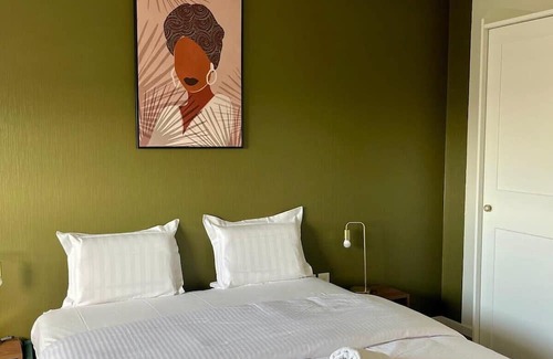 Esplanade Apartment | Inviting Neudorf Apartment with Kitchen & Parking Access