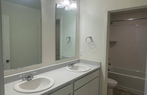 Commerce City House | Convenient Stay Near DIA Airport with Kitchen Access
