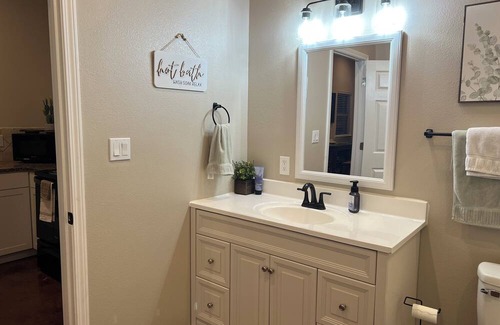 Woodway Other | Guesthouse in Waco