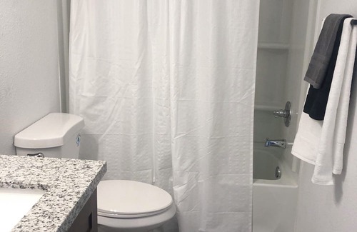 LaPlace House | Modern 3-Bedroom Townhome in LaPlace, Louisiana