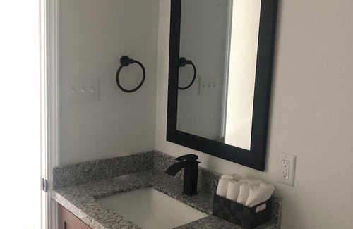 LaPlace House | Modern 3-Bedroom Townhome in LaPlace, Louisiana