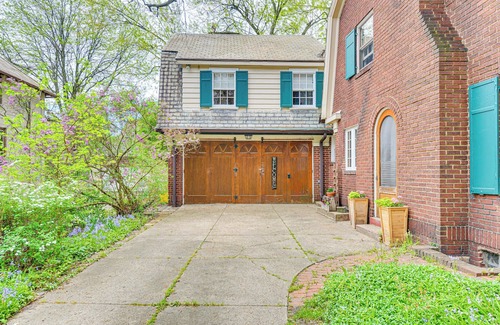 Youngstown Apartment | Welcoming Youngstown Retreat - Minutes from Downtown Attractions