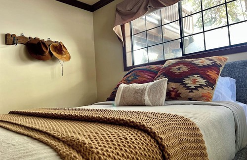 Lake Arrowhead Cabin | Relaxing Retreat Steps from the Lake with Pool & Spa