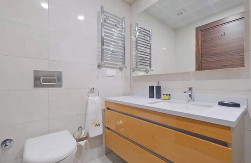 Basaksehir Apartment | Eden - Bright Modern 2BR Apt w/ Parking & Gym