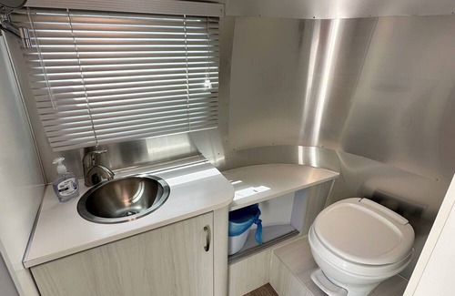 Marathon Resort | Charming Airstream Bambi Retreat with Pool & Family Amenities
