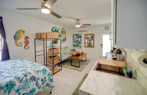 North Fort Myers Apartment | Tropical North Fort Myers Studio with Pool & Ocean Views