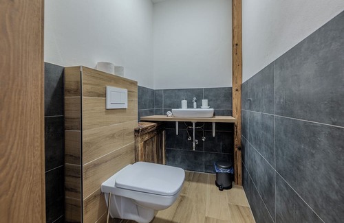 Jochberg Apartment | Cozy Apartments in the Tirol Mountains - Pet Friendly, Ski In/Out