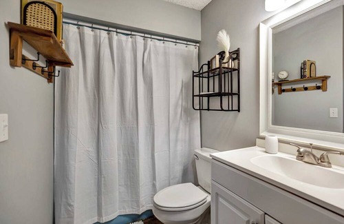 Salem Villa | Family-Friendly 703 Captains Walk with Pool and Kitchen