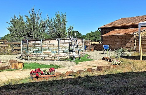 Acquapendente House | Exclusive Pergolino Vacation Home with Private Pool Access
