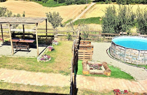 Acquapendente House | Exclusive Pergolino Vacation Home with Private Pool Access