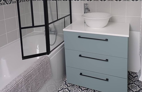 Le Meux House | Vrbo Property